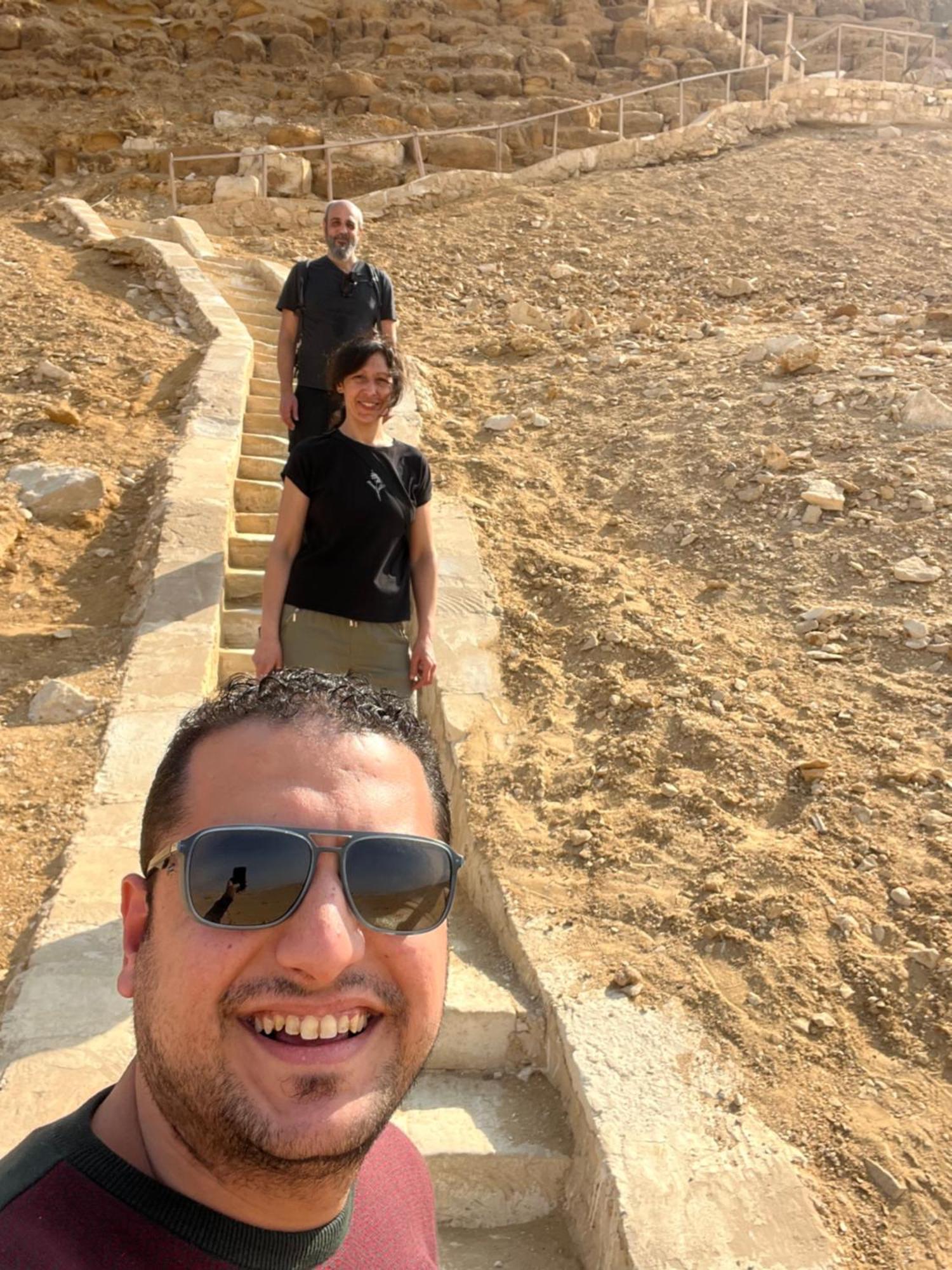 Badr Pyramids Inn Nazlet el-Sîsi Exterior foto